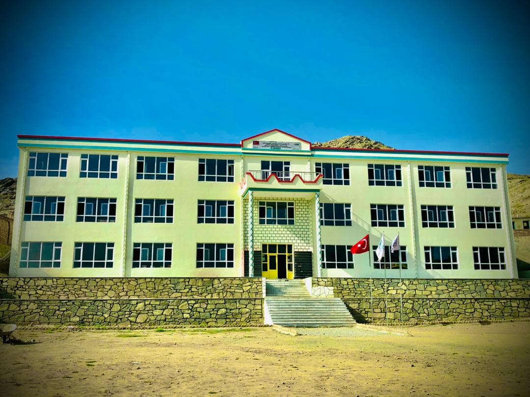 د ارغندی د مدرسې بنسټ